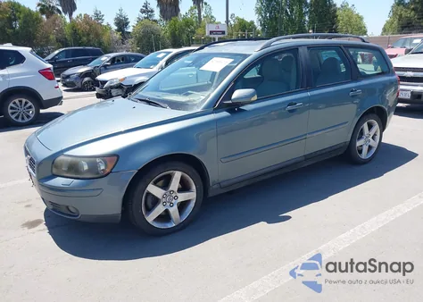 2005 Volvo V50 T5/T5 Awd из США, поврежденный, VIN YV1MJ682452105766